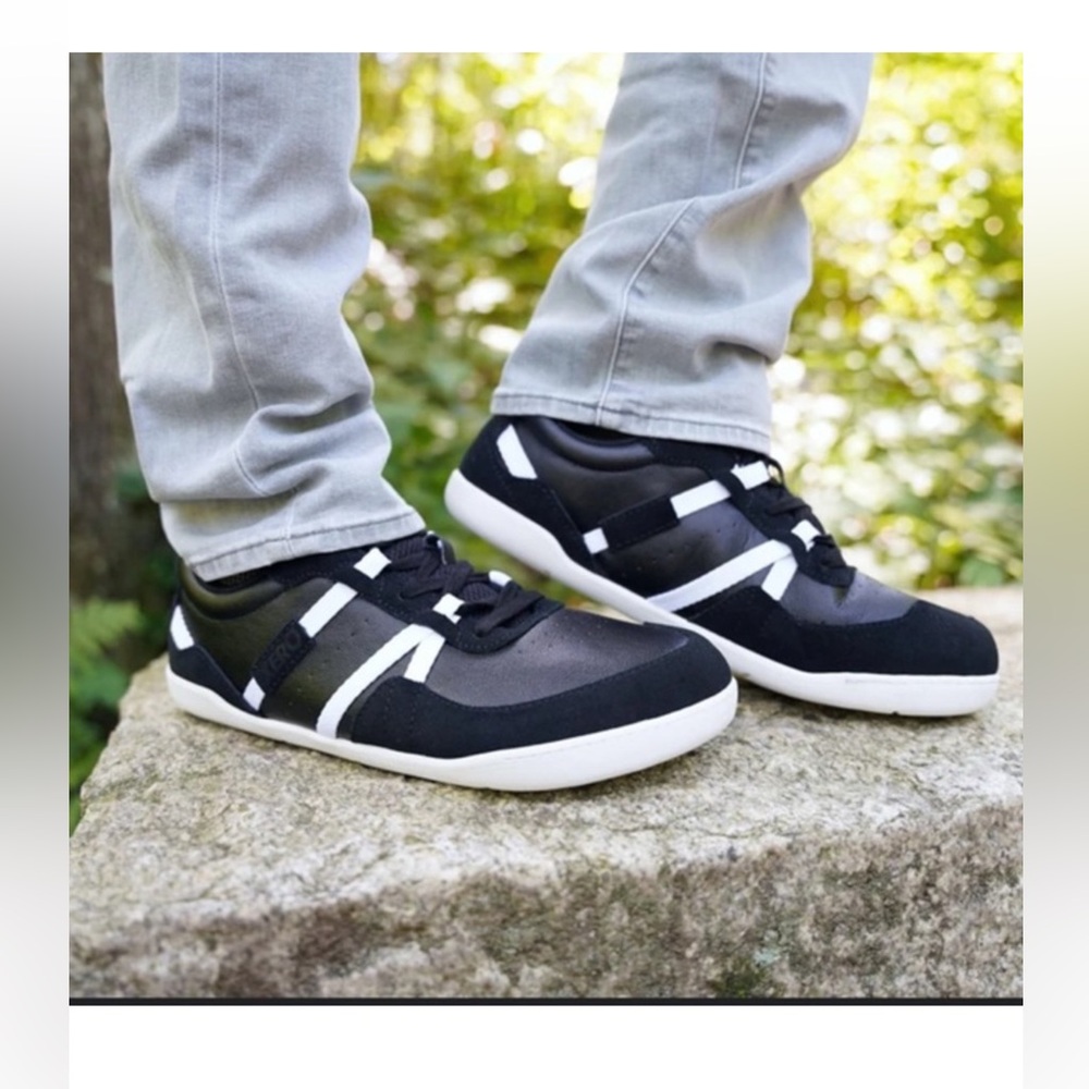 XERO KELSO BLACK AND WHITE BAREFOOT SNEAKERS SIZE 9